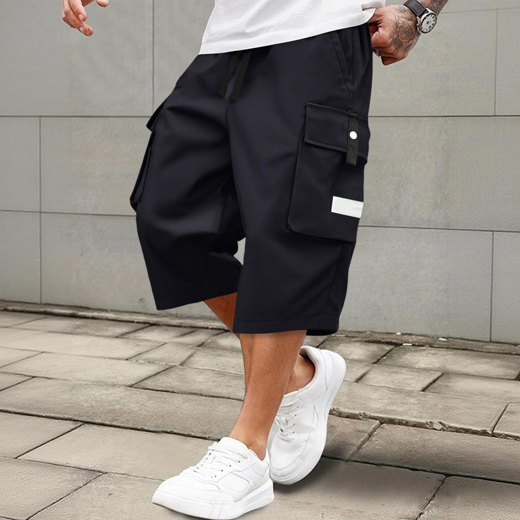Men's casual and fashionable lace-up lightweight and breathable sports shorts. Men's loose and large-sized multi-pocket workwear shorts.