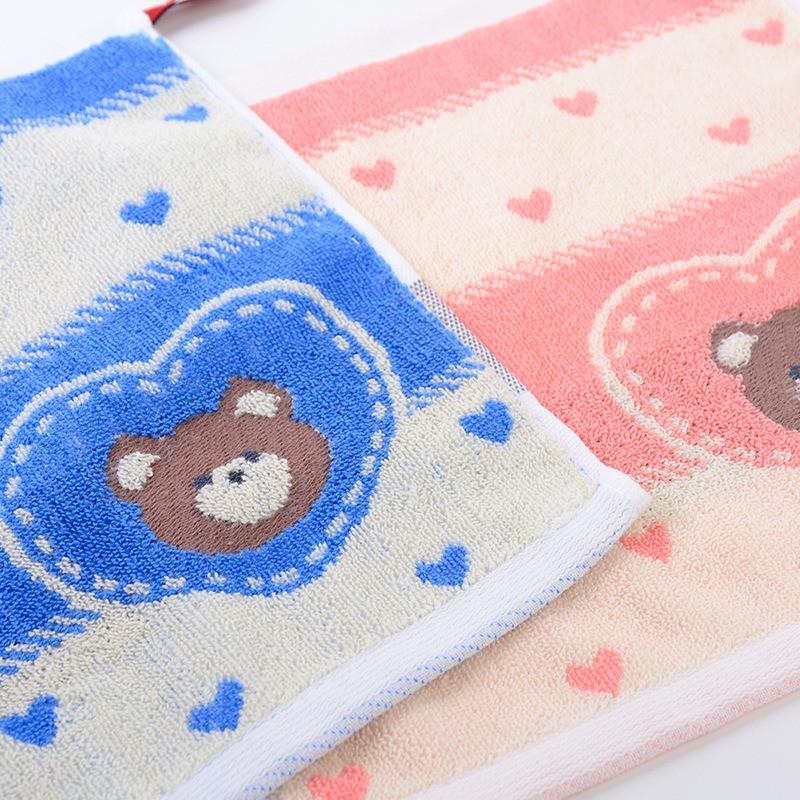 1Pcs 25x25cm Thicken Cotton Cartoon Love Bear Small Square Face Hand Towel With Loop Portable Absorbent Soft