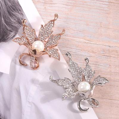 National Diamond Maple Leaf Brooch Women'S Personality Trendy Ins Pin Brooch Women'S Elegance Temperament Coat Button Accessories Suit