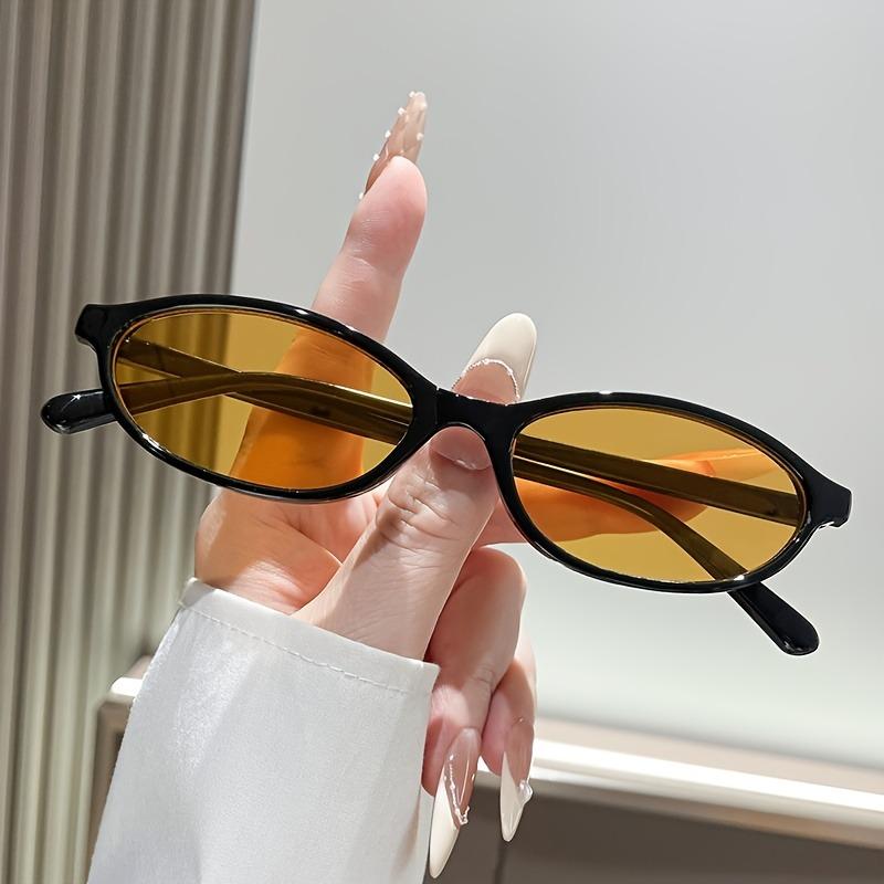 Vintage Narrow-Frame Women'S Glasses Perfect for a Natural Look And High-Fashion Commuting