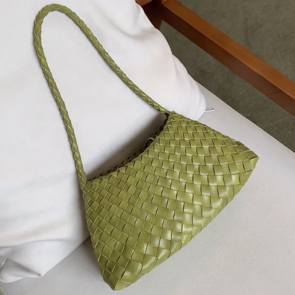 Summer Non-Handwoven Underarm Bag for Women 2025 New High-End Versatile Retro Handheld Shoulder Mother-Daughter Bag