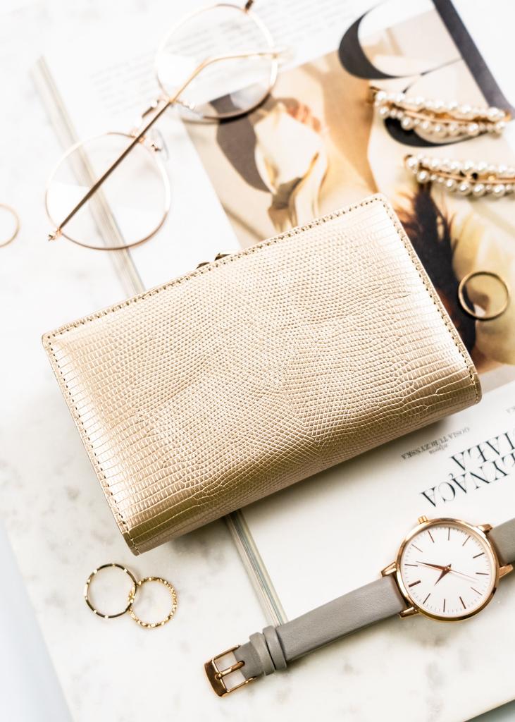 PTN LJ-42108-0667 Schwarz-Gold Damenportemonnaie