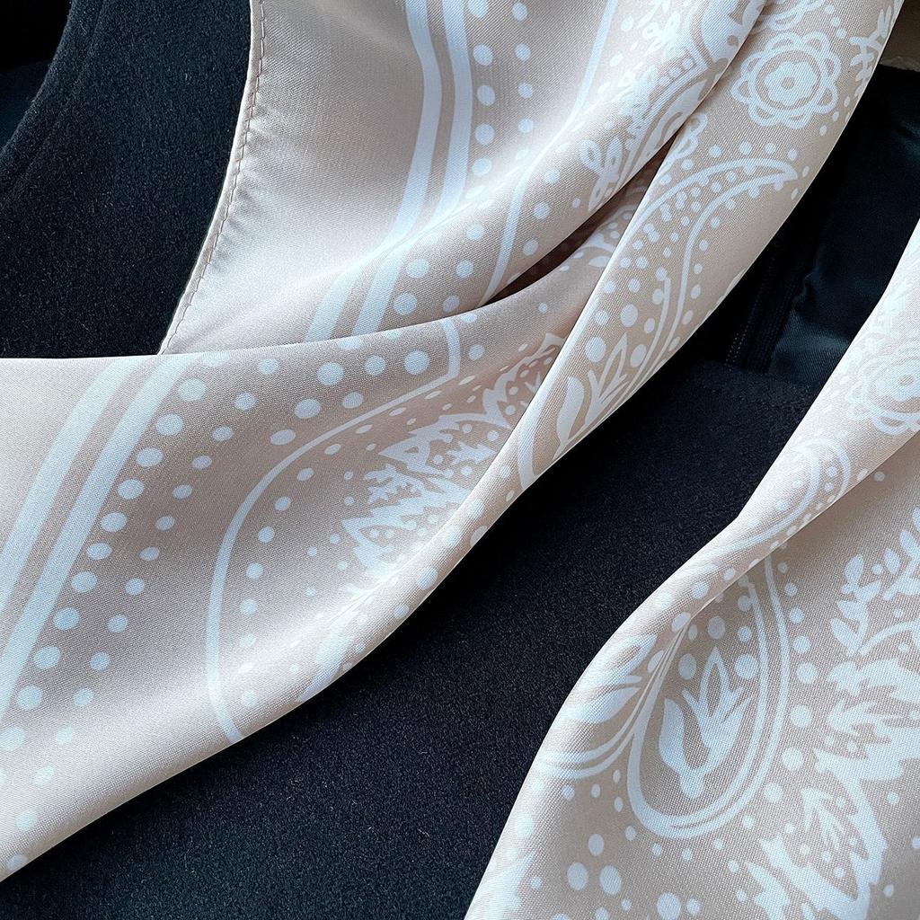 Ethnic Paisley print hot-selling satin light silk scarf headscarf small square scarf 71 size wholesale