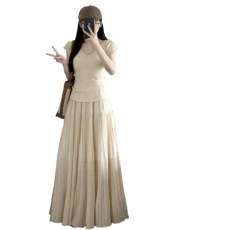 Women's V-neck Knit T-shirt & High-waisted Pleated Skirt Set