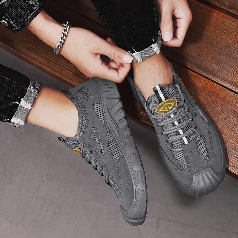 

2025 Spring New Men s Shoes Mesh Breathable Casual Labor Protection Shoes Fashionable and Versatile Outdoor Travel Shoes Dirt-Resistant Single Shoes 44 серый