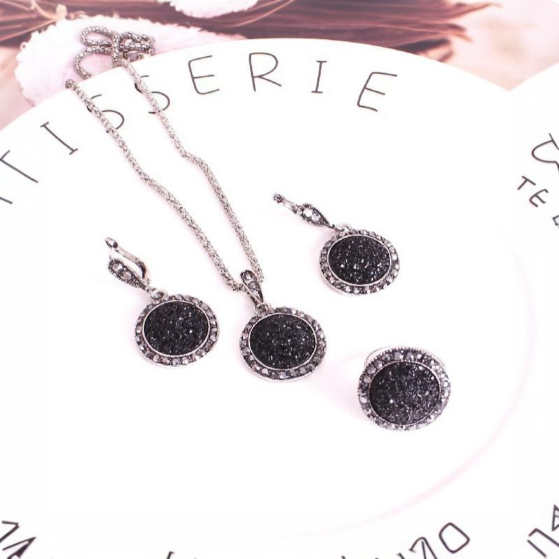 1Set Black Alloy Round Crushed Stones Jewelry Set Necklace Earrings Rings Elegant Gift For Women Wedding Party Anniversary
