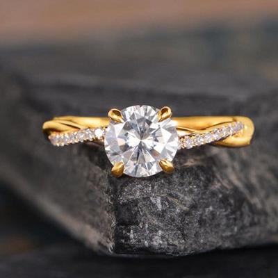 Anillo de Compromiso de Circonita con Pedrería de Moda - Diseño Simple y Chic
