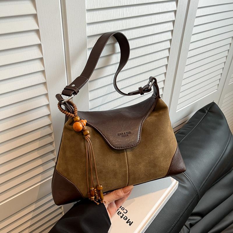 Frosted Retro Bag Women's Large Capacity 2025 New Autumn and Winter Niche Design Single Shoulder Messenger Bag Commuter Dumpling Bag