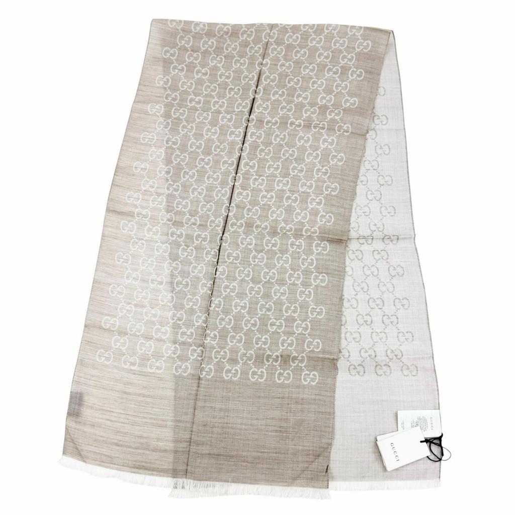 Pristine GUCCI Stall GG Jacquard Mini Fringe Shawl beige wool Women 165904 3G646 Used