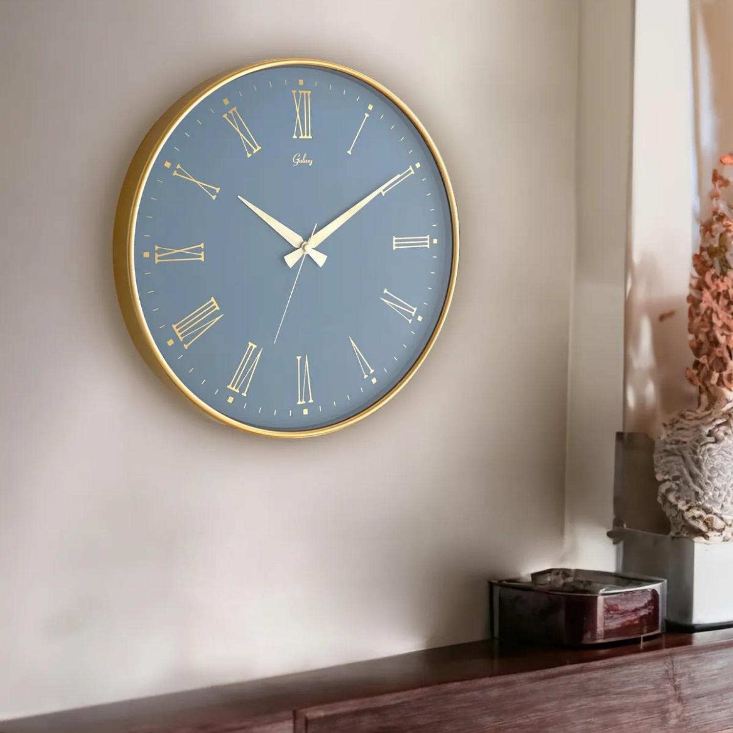 

Muyika Pino Real Glass 42 cm Silent Mechanism Wall Clock, Blue Gold, Crema Gold, Colorful Wall Clocks, Home Design, Modern Wall Clocks 42 x 42 cm синий