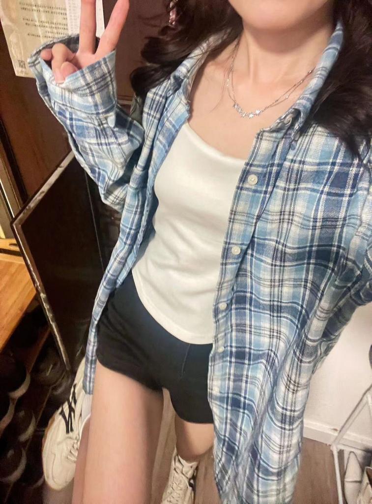 Plaid shirt women's spring and autumn new design sense niche outer wear sunscreen shirt high sense long sleeve top coat