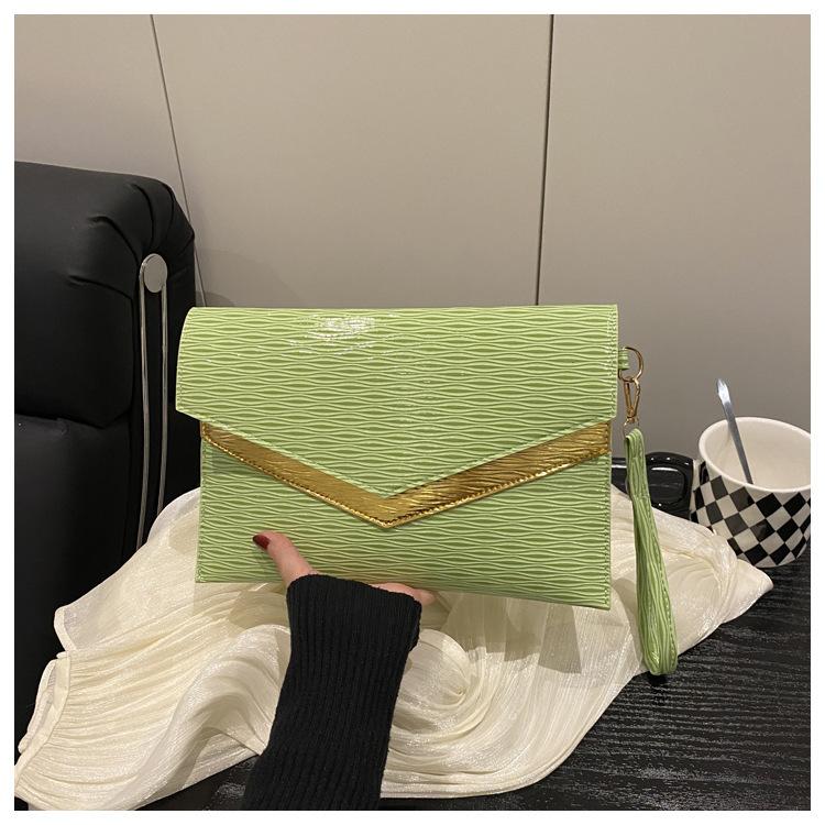 2025 trend large capacity casual retro new personality spring new fashion simple envelope clutch woman