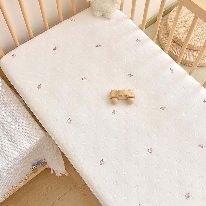 UKKNZZ Cartoon Embroidered 6-Layer Gauze Crib Fitted Sheet