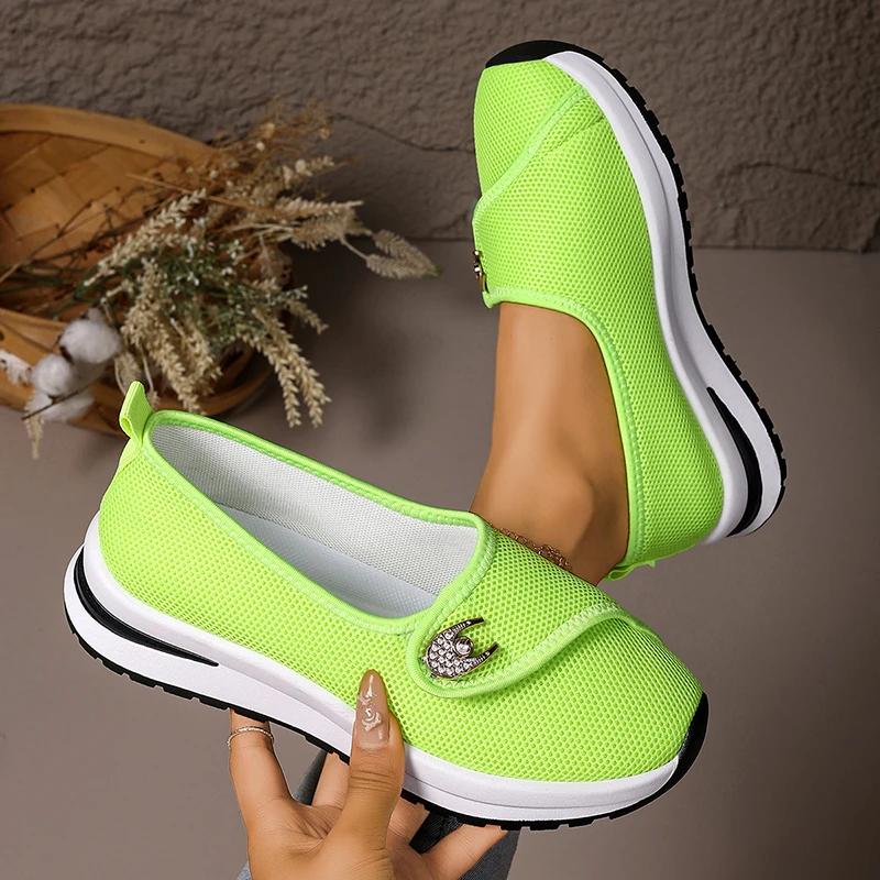 Fashion Crystal Metal Light Breathable Sneakers Women Summer Thick Sole Platform Mesh Shoes Plus Size Comfort Non Slip Walking Shoes