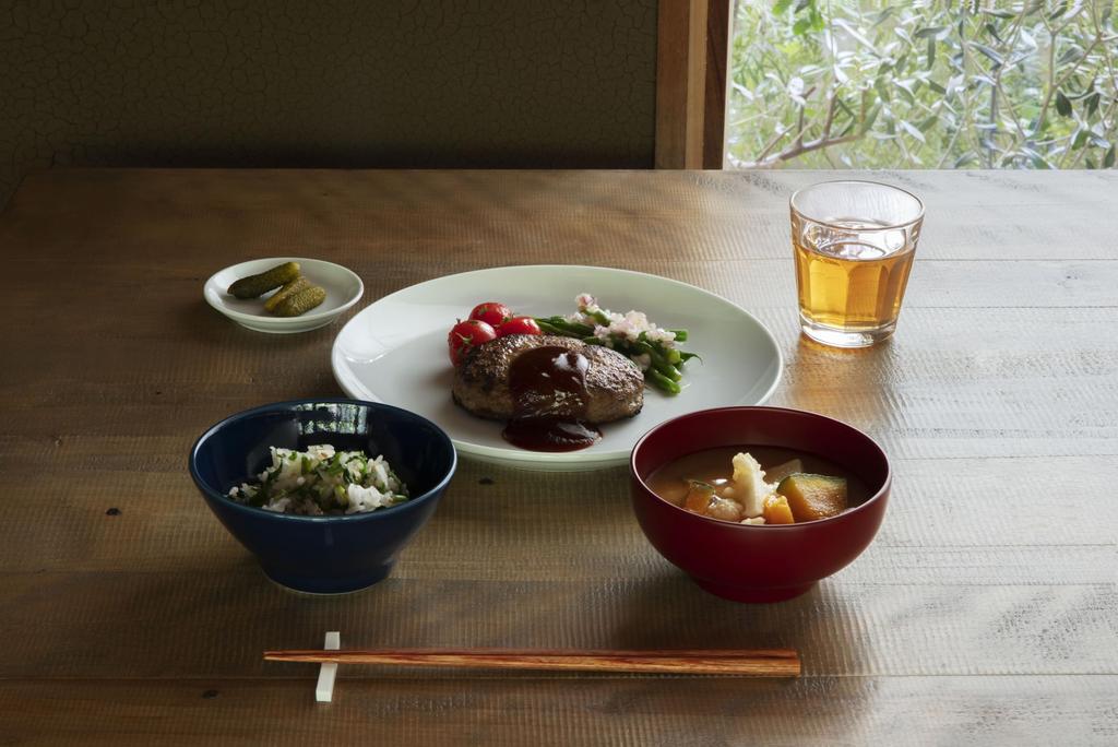 Nishikai Toki Hasami Ware Common Rice 12cm Microwave and Dishwasher Item Number 13532 Bowl/Rice Bowl, Navy, Approx. Diameter, Safe,