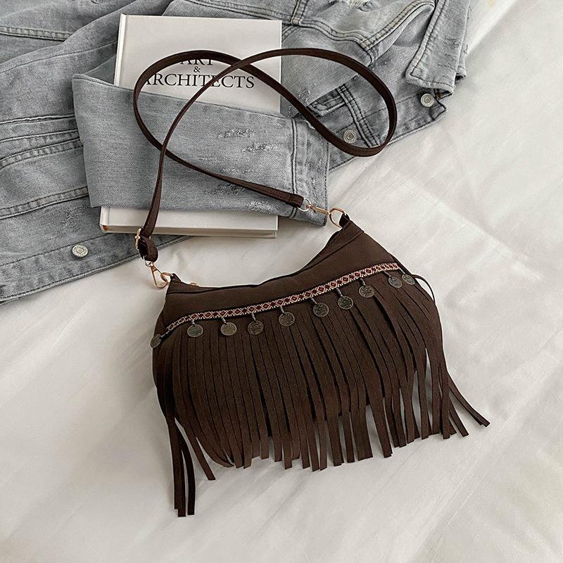 

Today s popular tassel bag women s new retro versatile rivet bag fashionable one-shoulder crossbody bag