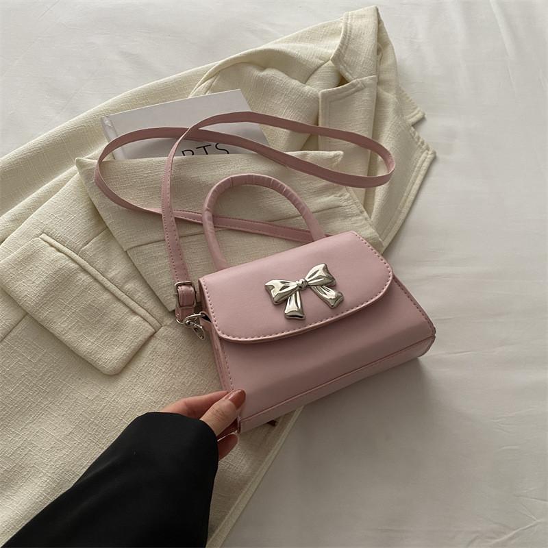 

Chic And Fashionable Spring Season Small Square Bag For Women In Stylish Colors рожевий