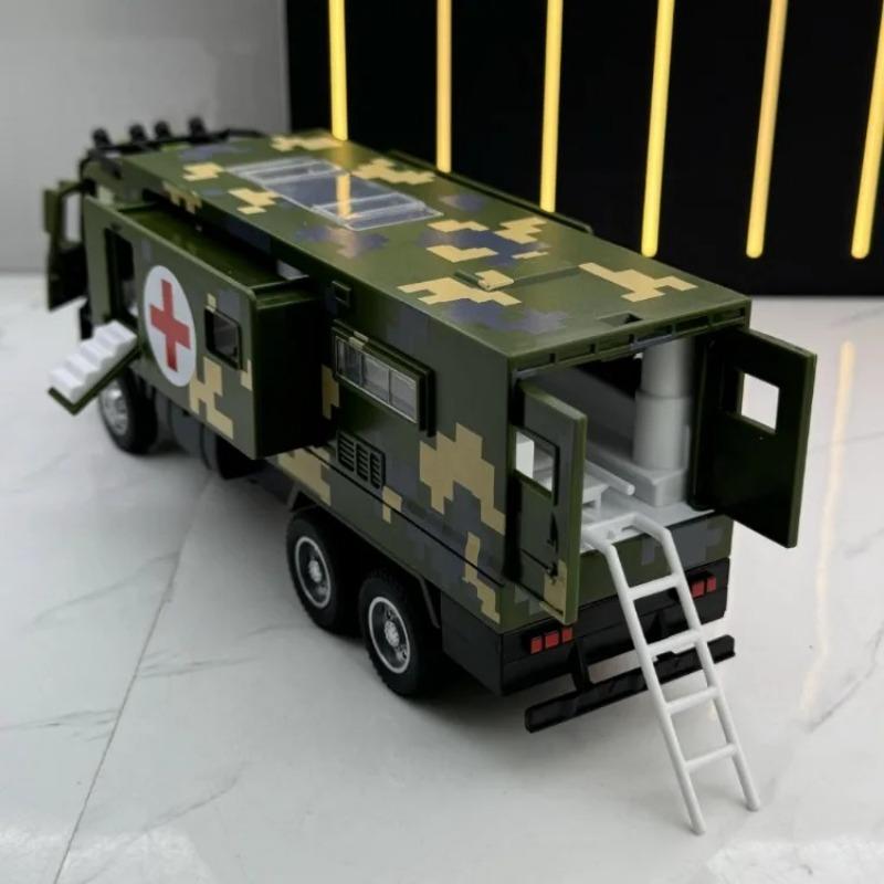 1/32 Injection Molding Military Multifunctional Vehicle Medical Sound and Light Mainan Pullback Car Boy Gift