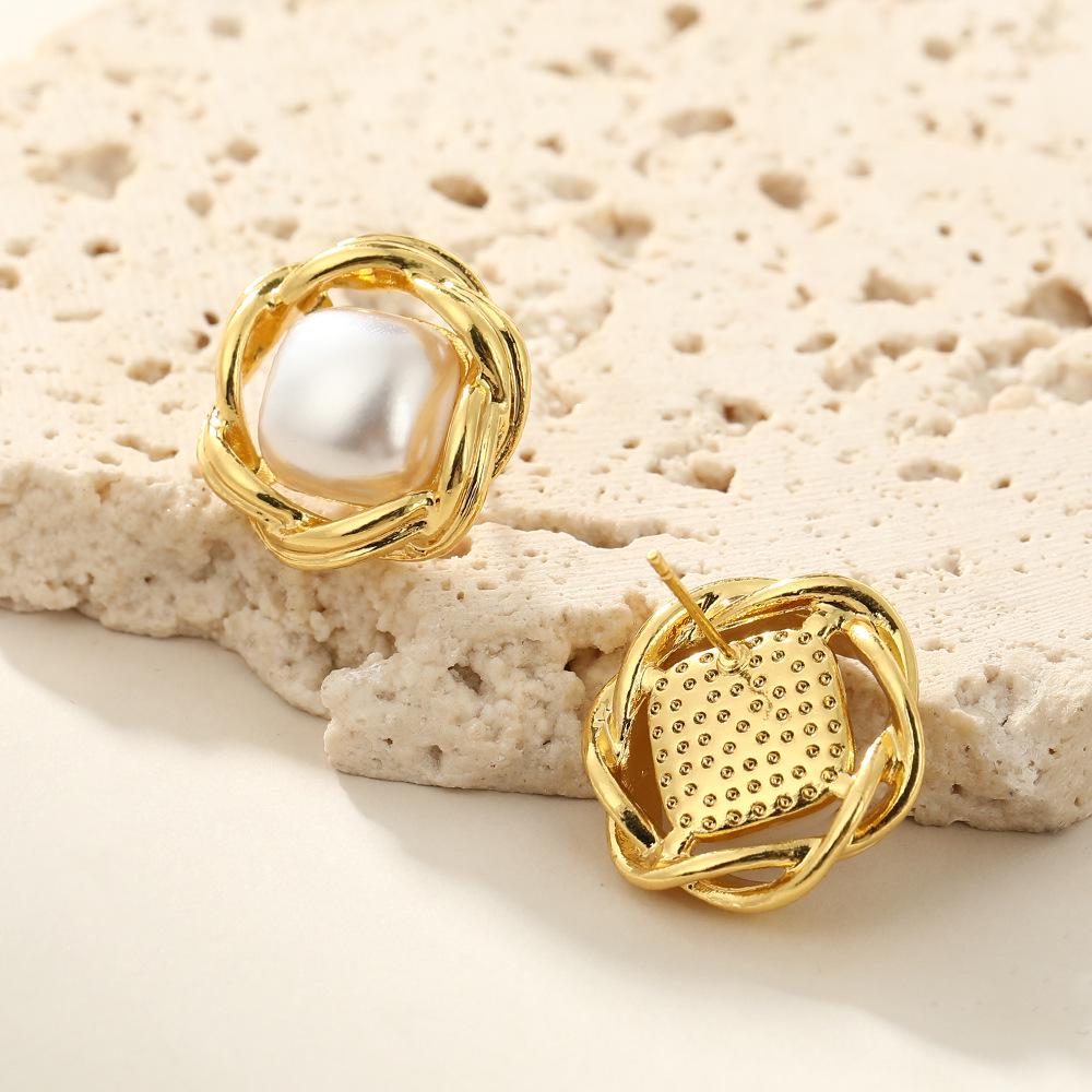 French Braided Twisted Faux Pearl Stud Earrings: Light Luxury Versatile Design