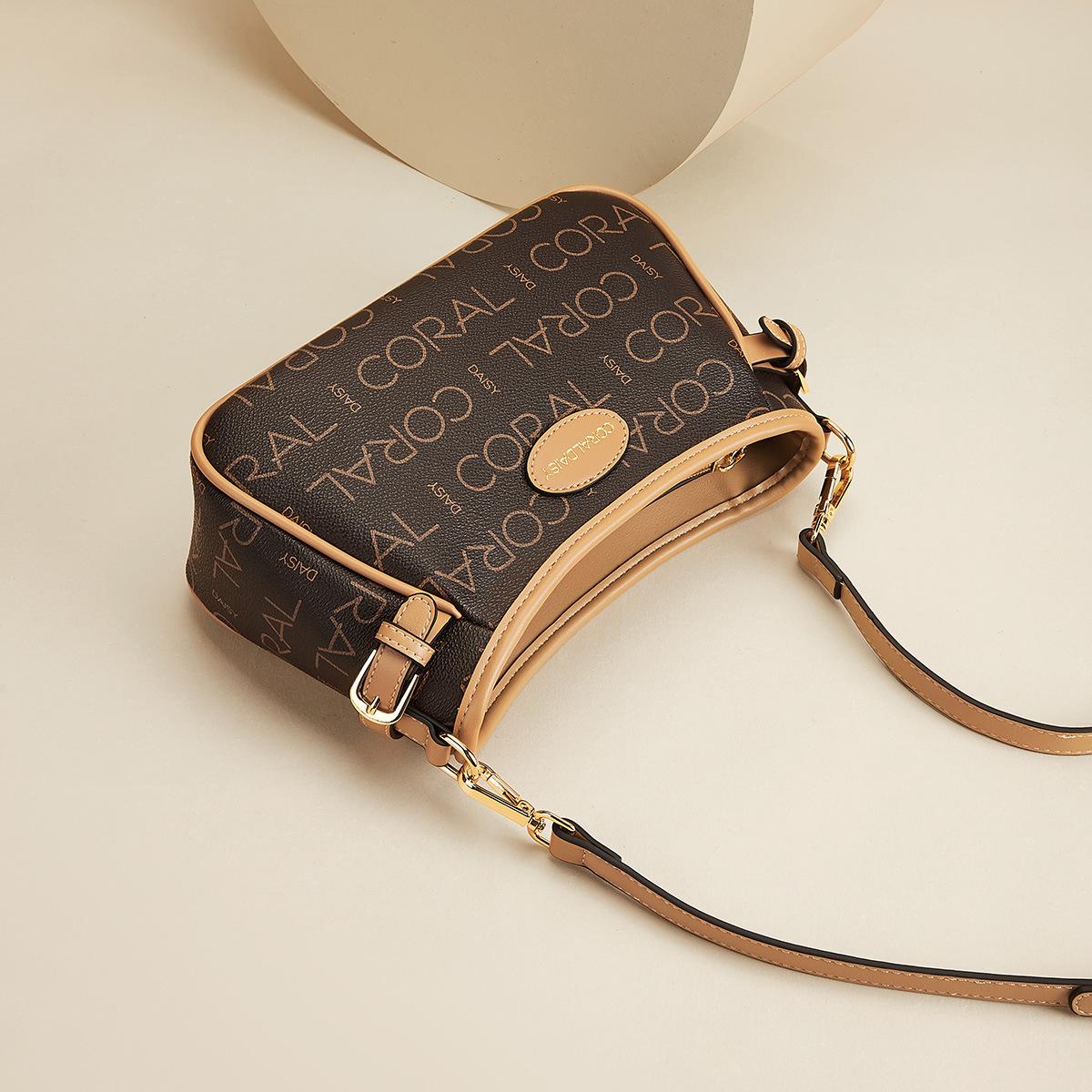 

Новая высококачественная ретро-сумка через плечо, дизайнерская повседневная универсальная мягкая кожаная диагональная сумка, подходящая ко всему, простая сумка через плечо