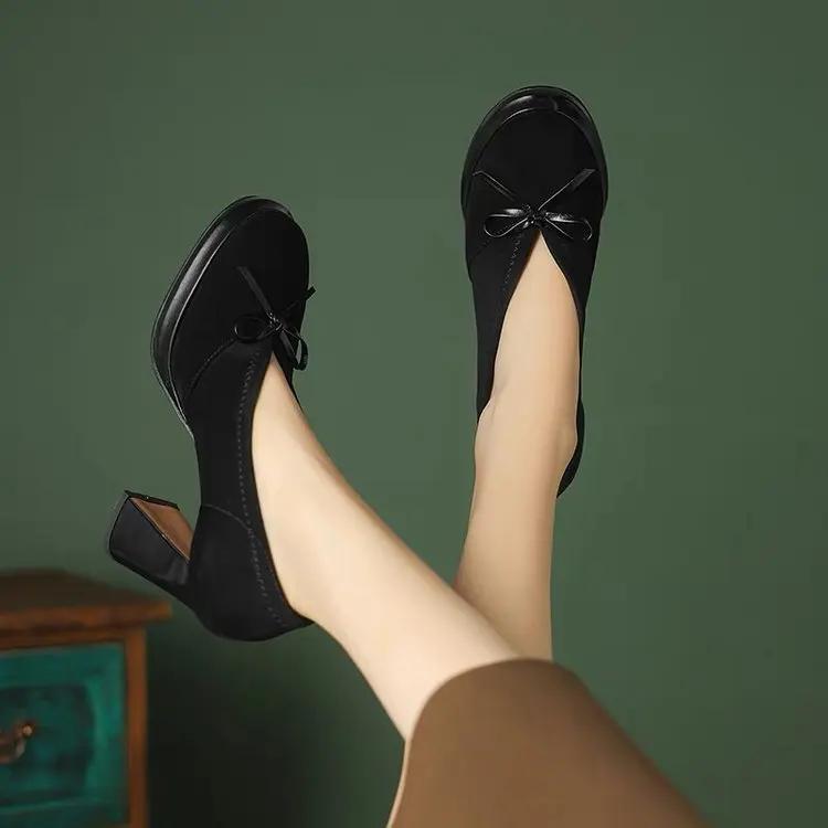 2024 New Roundness High Heels with Suede and Bow Single Shoes with A Slip-on Light Casual Women Shoes Stylish and Comfortable