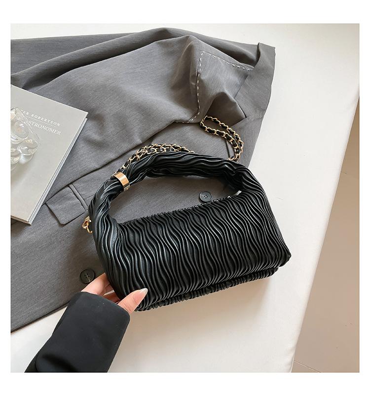 Fashion High-end Sense Retro Handbag Women's 2025 New Pleated Versatile Shoulder Underarm Bag Messenger Bag