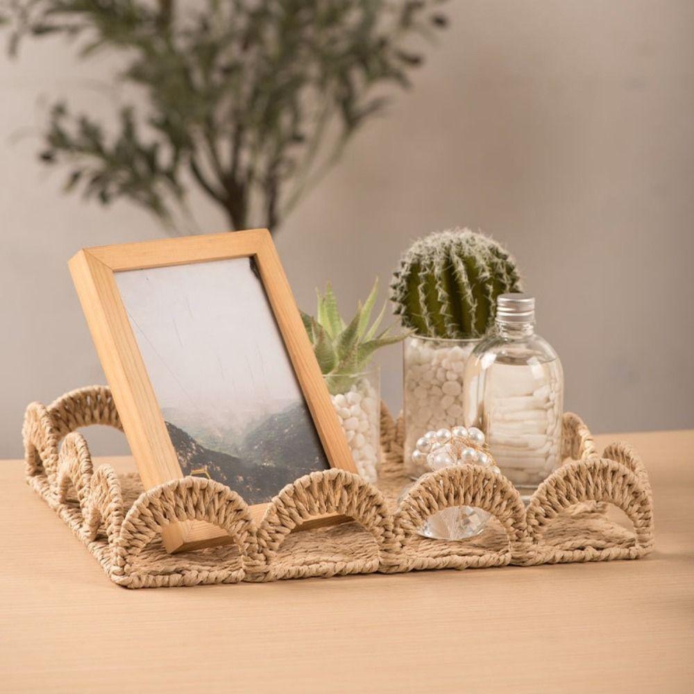 Scalloped Edge Handwoven Storage Basket Rectangular Fruit Basket Desktop Organizer Bedroom