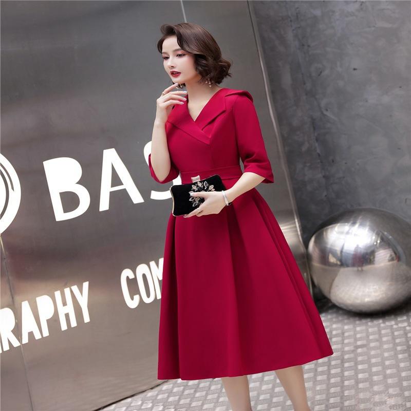 Autumn Red Wedding & Engagement Dress: Elegant Toast Dress for Brides