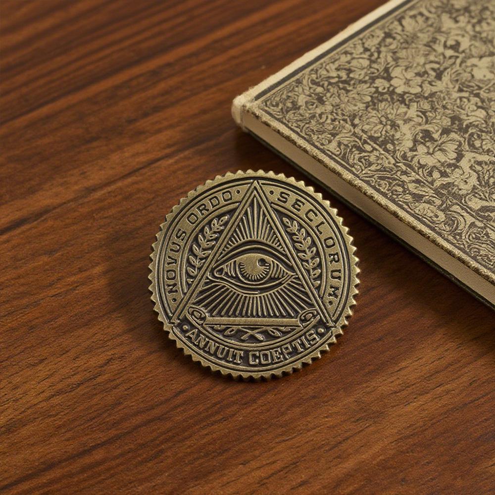 Century All-Seeing Eye Enlightenment Brooch: Vintage Metal Gift for Backpack, Hat, or Clothing.