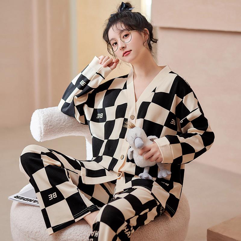 Set Pijama Damă 2024: Haine de casă cu mânecă lungă pentru primăvară, toamnă și iarnă. Perfect pentru Transmisiuni Live ale Micro-Afacerilor.