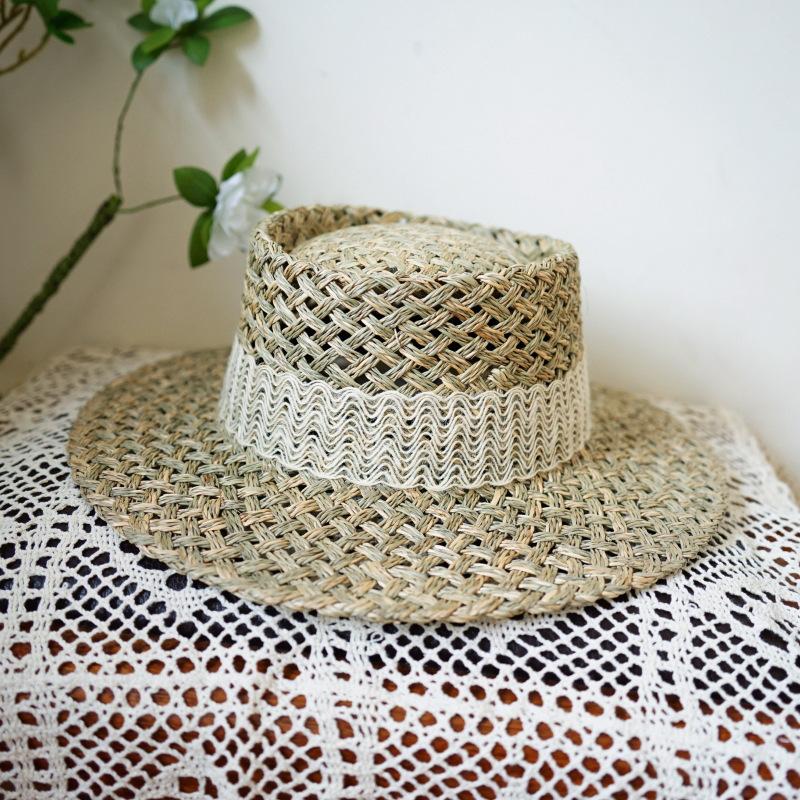 

Fun Flowers Hand-Woven Salty Grass Seaweed Wide Brim Flat Top Top Hat Women S Summer Sunshade Sun Protection Beach Small Straw Hat M（56-58cm）