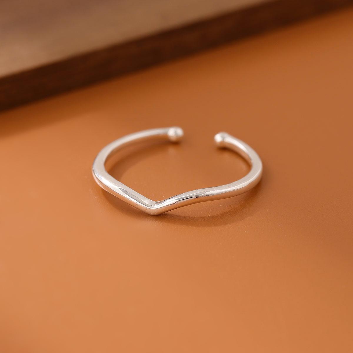 

Fashion V-shaped 925 Sterling Silver Simple Exquisite Geometric Opening Rings R313 серебряный