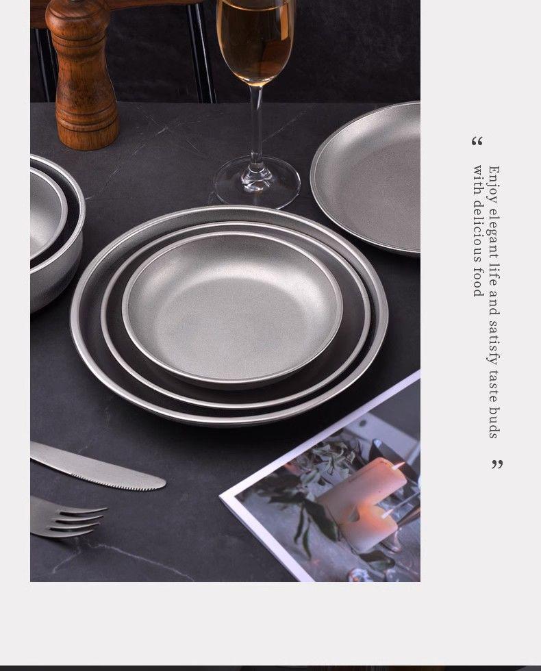 A1R Food-Grade Pure Titanium Round Plate: Portable, Anti-Fall & Ideal for Home or Camping