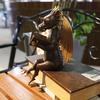 Vintage Reading Book Dragon Figurine Resin Western Flying Dragon Statue Sculpture Model Figure Ornament Toy Home Office Decoration Christmas Gift