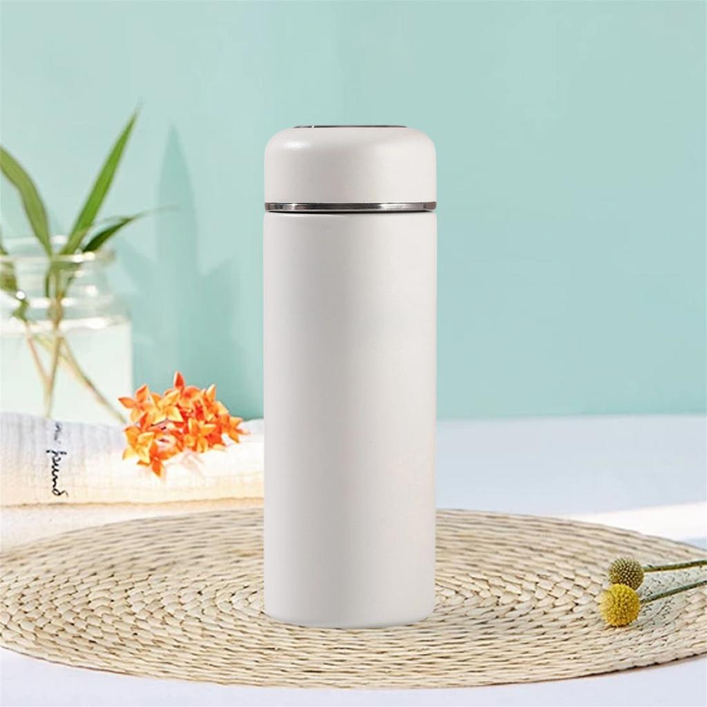 Double-Walled Stainless Steel Water Bottle with Vacuum Insulation Leak-Proof Lid and Temperature Retention for Hot or Cold
