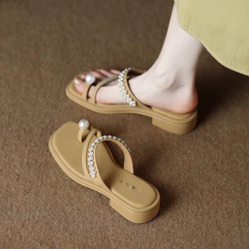 Low-heeled Flip-flops for Women, New Style Beach Shoes 35