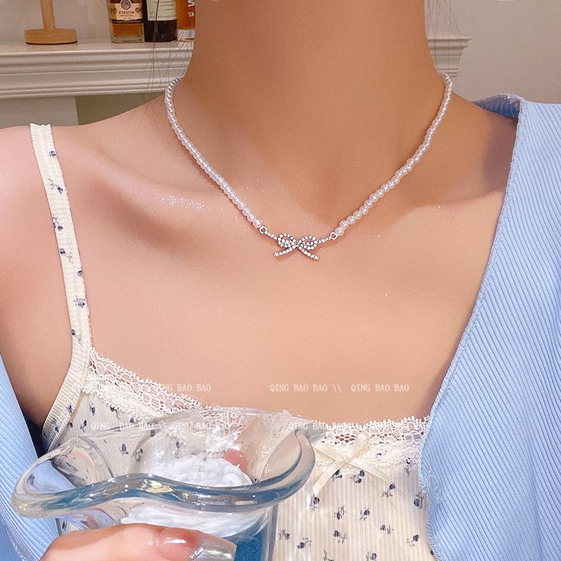 

French Pearl Bow Necklace Femininity Versatile Beaded Clavicle Chain Gentle Personality Neck Chain Accessories