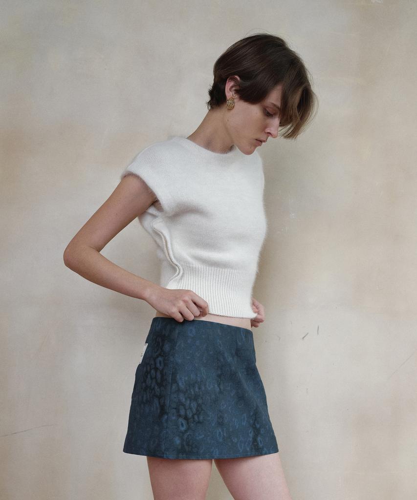 Obeodyupeulleeo Angora Knit Vest_White