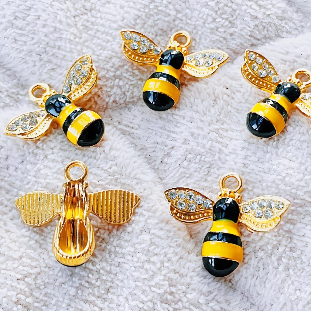 WTEMPO Shiny Bee Keychain for Handmade Keychains Bee Theme Charms for DIY Craft Making Cute Car Pendants Bag Backpack Ornaments Festive Decorations