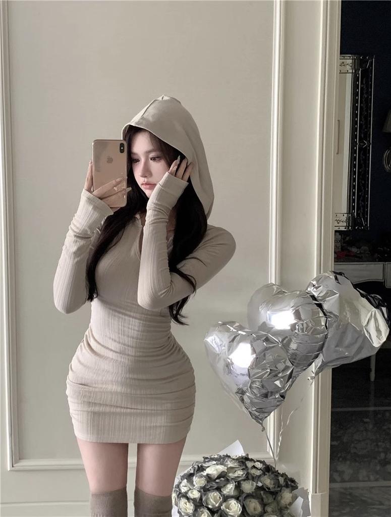 Sexy tight-fitting hooded long-sleeved dress for women's autumn new slim-fitting inside, Spice Girl primer temperament hip-wrapped short dress