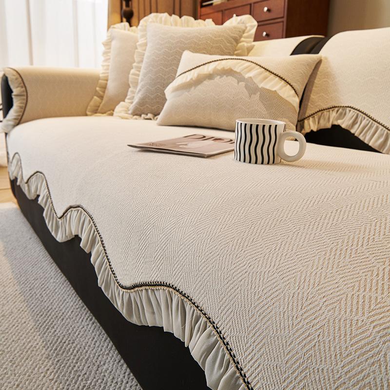 

Cream Wind French Special-Shaped Sofa Cushion, New Four-Season Universal, Advanced Sense, Irregular Seat Cushion, Non-Slip Cover, Striped 70*70cm