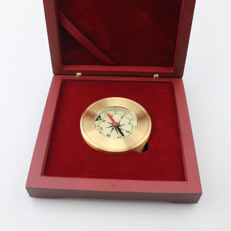 

Rosewood Gift Box Compass
