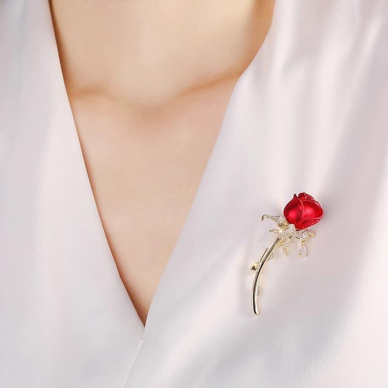 Red Rose Brooch, High-End Fashionable Coat And Suit Brooch, Versatile Chest Flower Accessory For Fixing Clothes