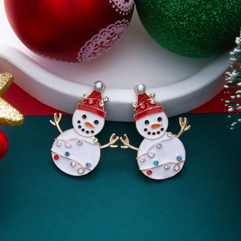 Festive Enamel Earrings for Christmas Gatherings, Gold Tone Statement Pair with Holiday Detail for Winter Looks