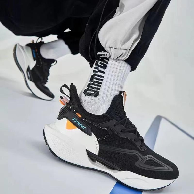 2025 High Quality Men's Sneakers Mesh Breathable Lightweight Tennis Shoes New Soft Sole Cushioning Running Shoes Tenis De Hombre