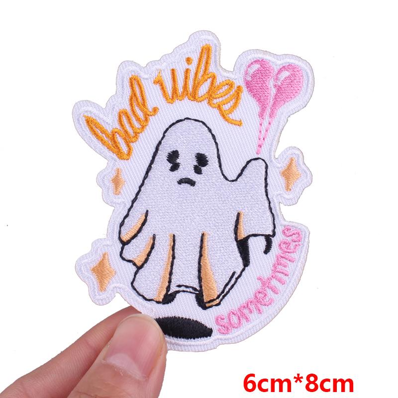 Cute Ghost/Cat Embroidered Patch Cartoon Animal Patch Iron On Patches For Clothing Thermoadhesive Patches For Clothes Jacket DIY