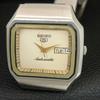 GENUINE VINTAGE SEIKO 5 AUTOMATIC JAPAN MENS CREAM COLOR DIAL WATCH a709192-1