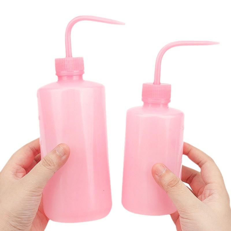Multi-Capacity Eyelash Cleaning Squeeze Bottle - Curved Spout, 150/250/500ml