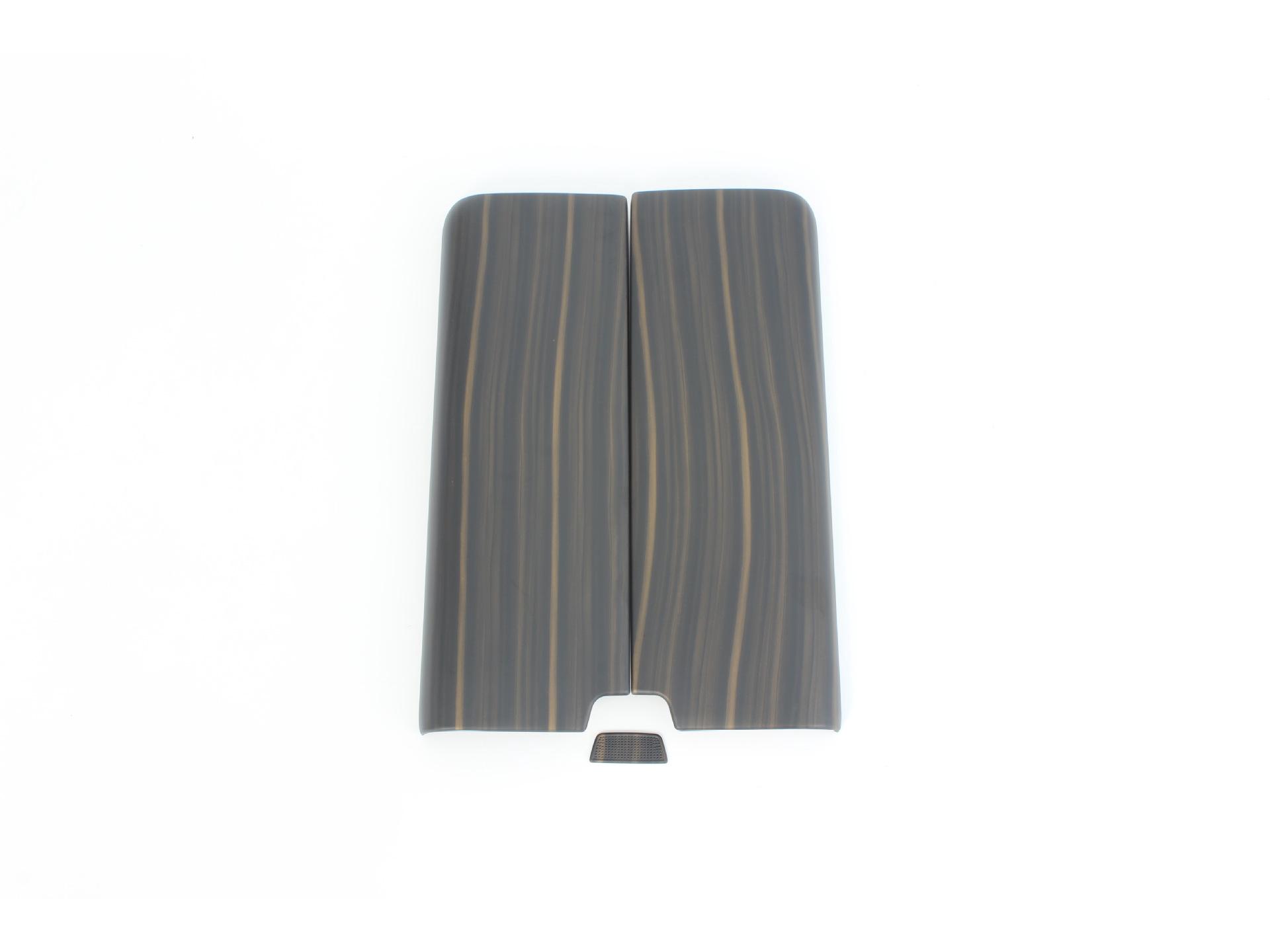 

Interior Trim Kit for Voyah Dream Home Models: Armrest Box Sticker & Glossy Console Panel
