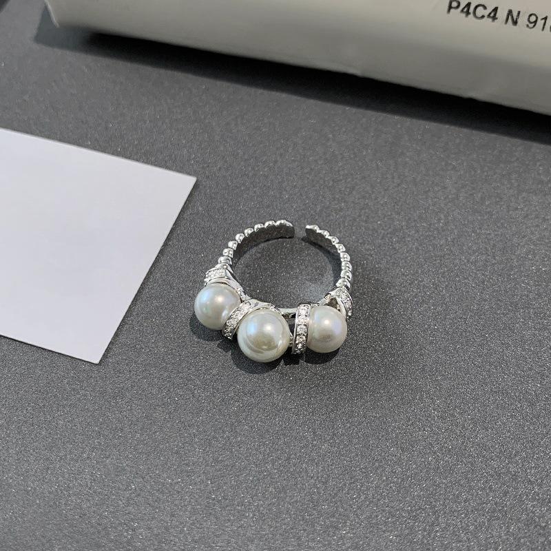 And Refined Beautiful Pearl Ring For Women Featuring Striking Geometric Shape Style And